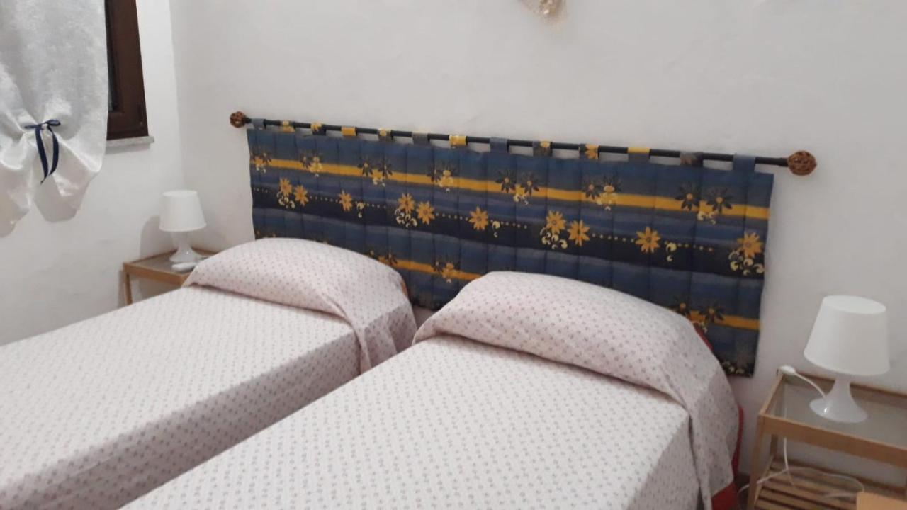 Appartamento Vista Mare 칼라세타 외부 사진