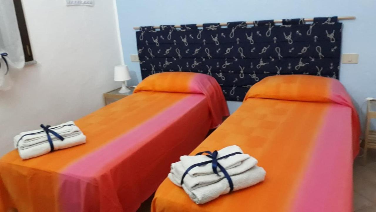 Appartamento Vista Mare 칼라세타 외부 사진